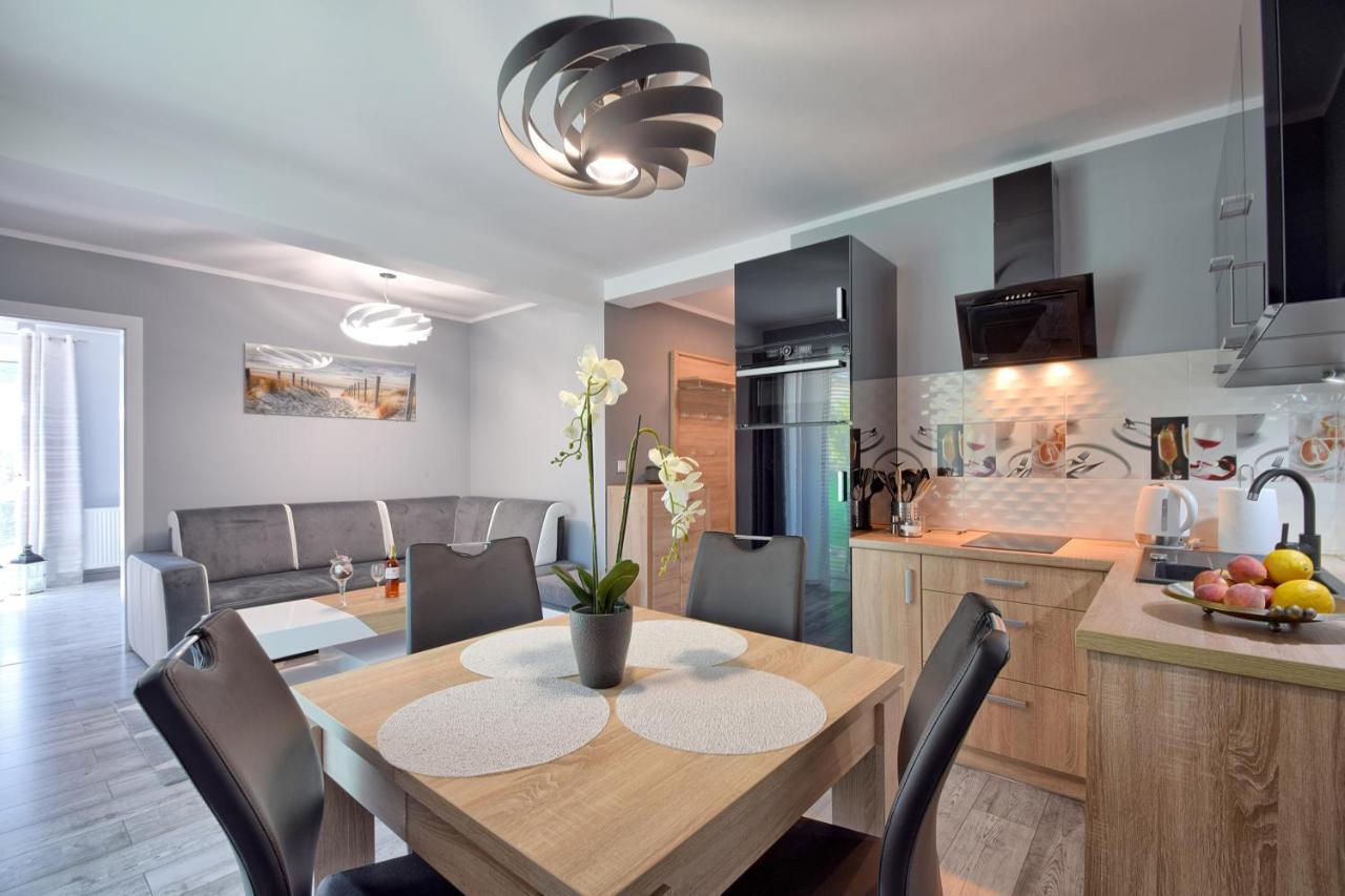 Sea-View Apartamenty Kolorowe Balkony Miedzyzdroje Dış mekan fotoğraf